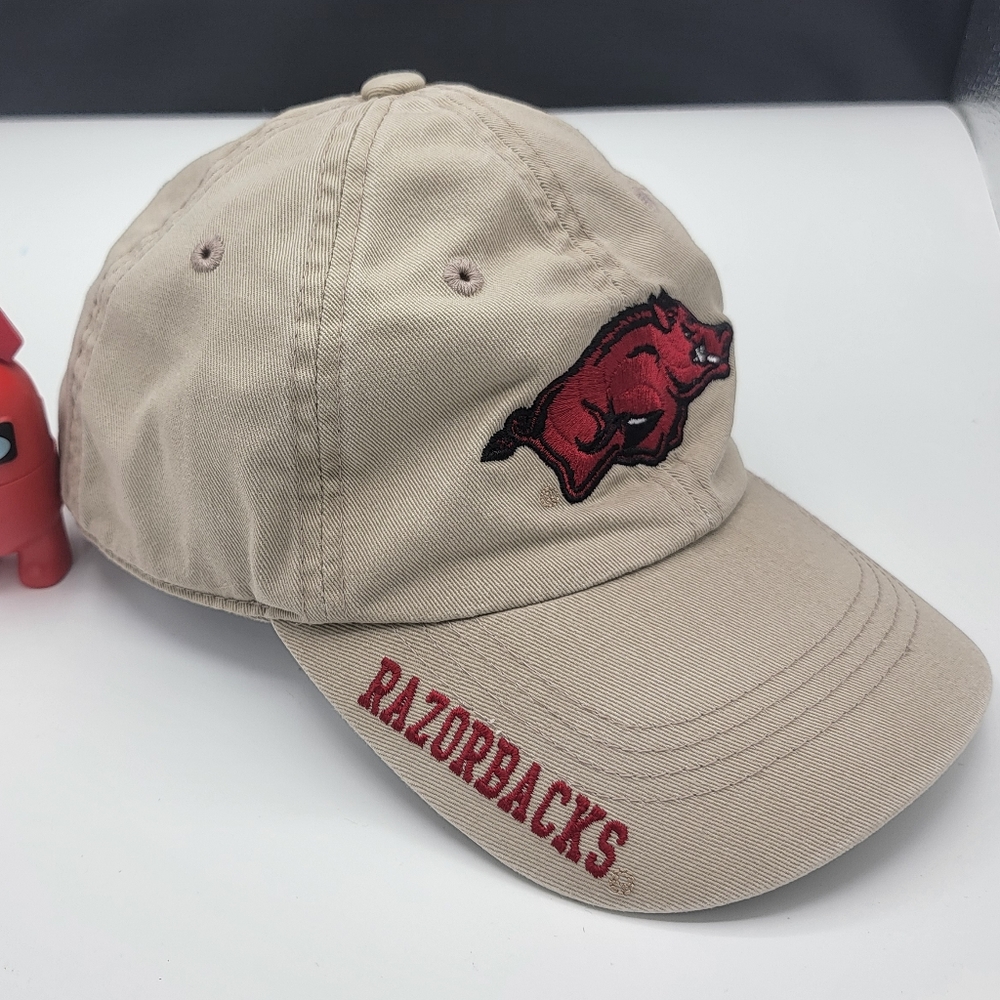 Russell Brand Razorbacks Cap - Picture 6 of 7